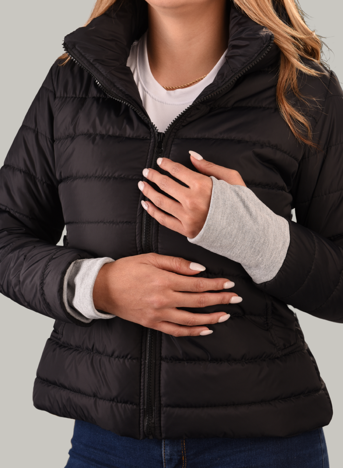 CHAQUETA CON GUANTES AJUSTABLES