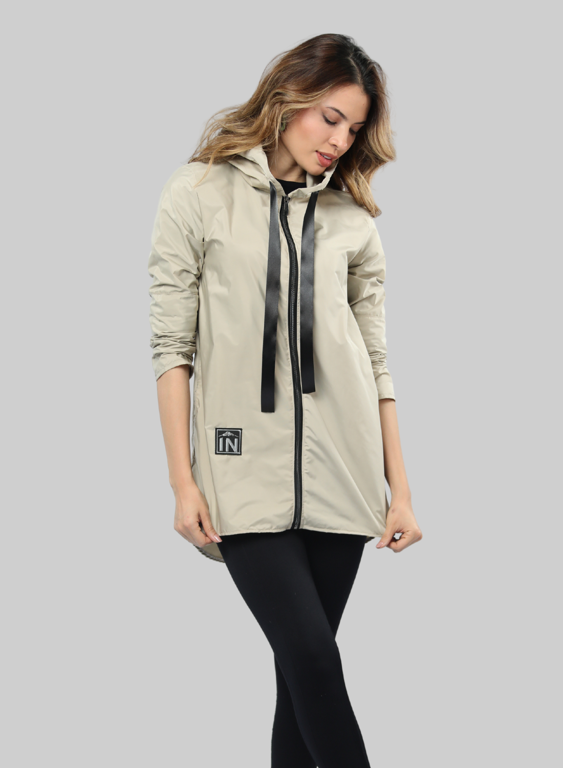 Capa Impermeable Ultraligera – Diseño Exclusivo