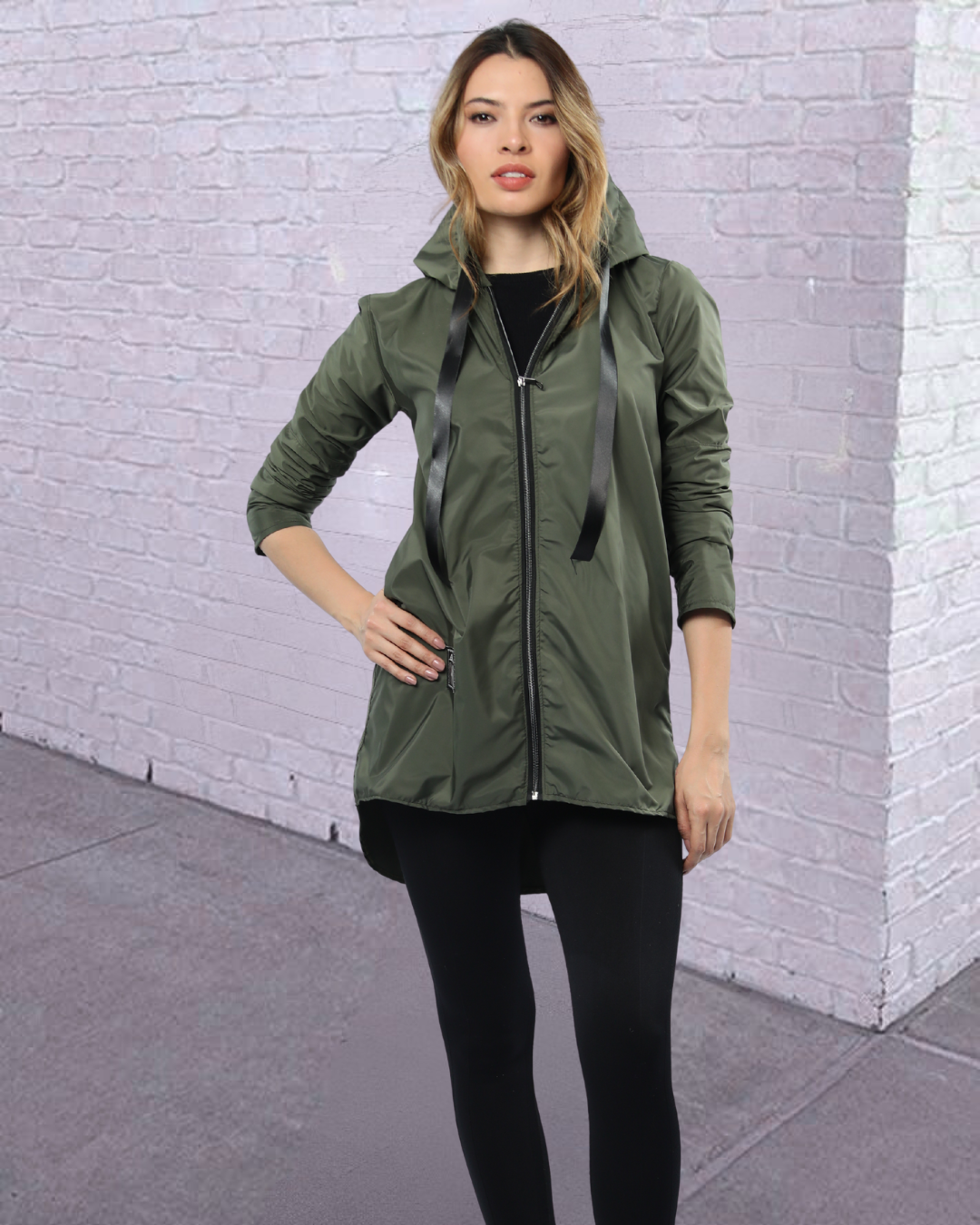 Capa Impermeable Ultraligera – Diseño Exclusivo