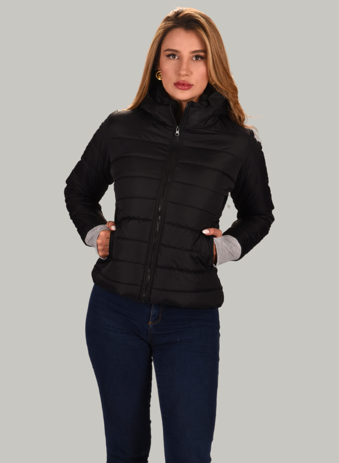 CHAQUETA CON GUANTES AJUSTABLES