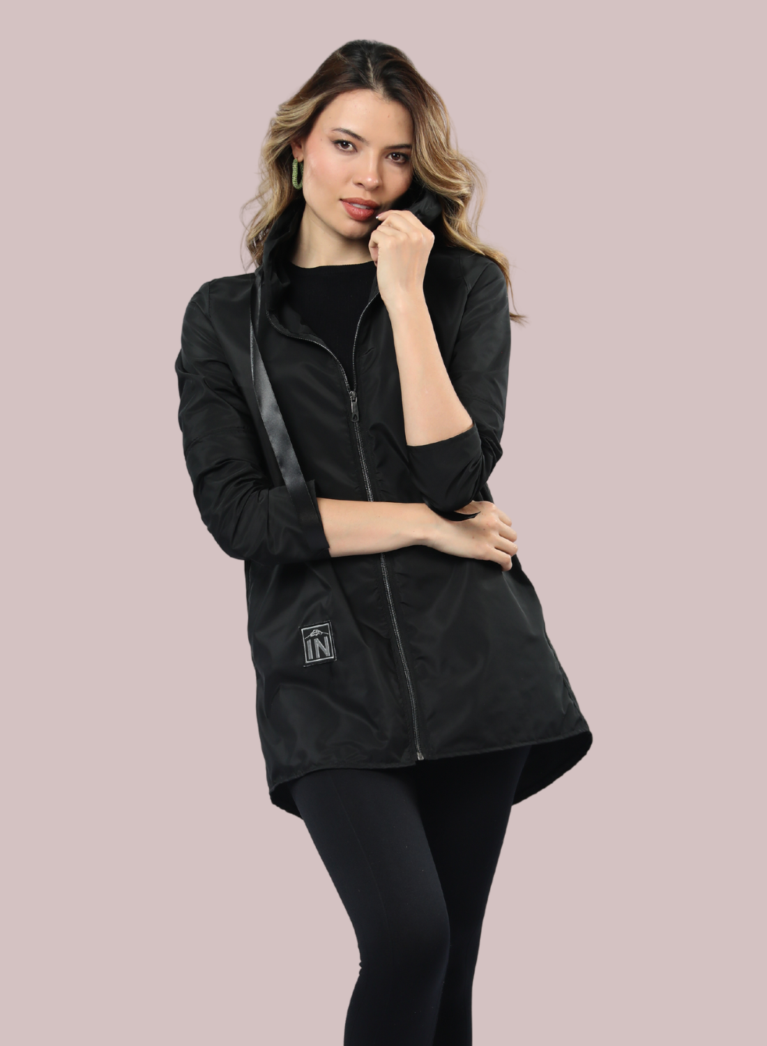 Capa Impermeable Ultraligera – Diseño Exclusivo