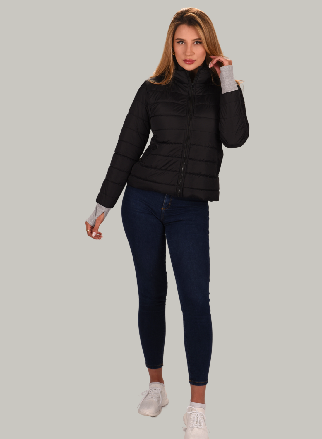CHAQUETA CON GUANTES AJUSTABLES