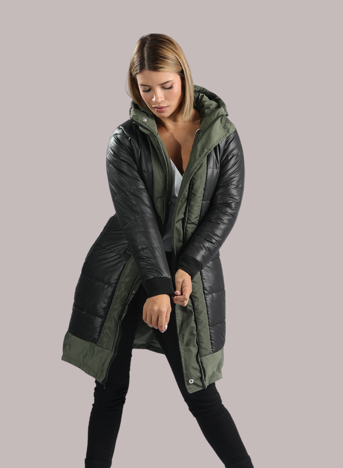 Parka Larga Reversible – Sofisticación y Confort