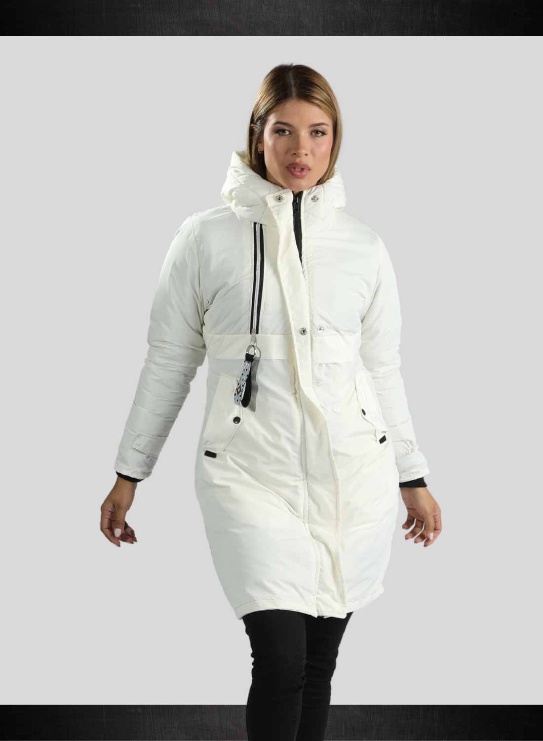Parka Larga Reversible – Sofisticación y Confort