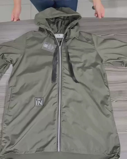 Capa Impermeable Ultraligera – Diseño Exclusivo